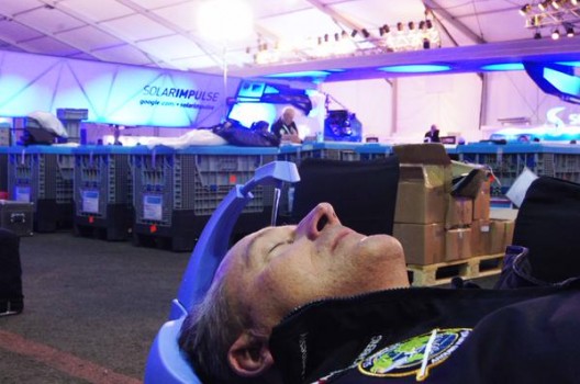 While SI2 receives a thorough health check in background, Andre Borschberg receives benefits of modern version of shirodhara, a traditional cleansing therapy