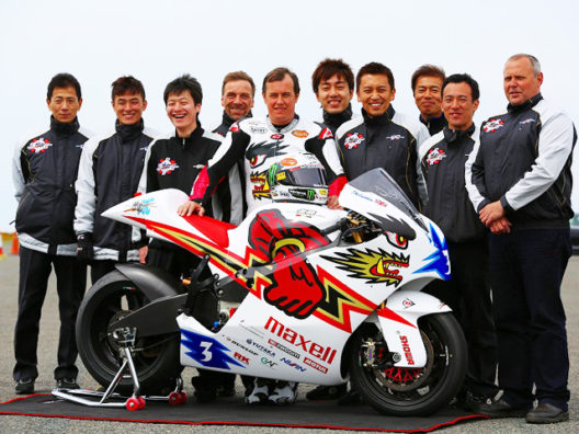John McGuinness with Mugen Shinden and Mugen team